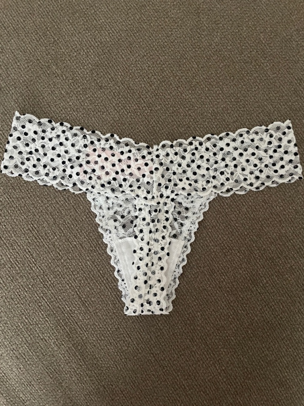 Victoria's Secret White Lace Thong with Black Polka Dots - Picture 2 of 6